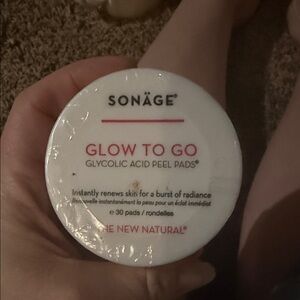Sonäge Glow To Go Glycolic Acid Peel Pads - White